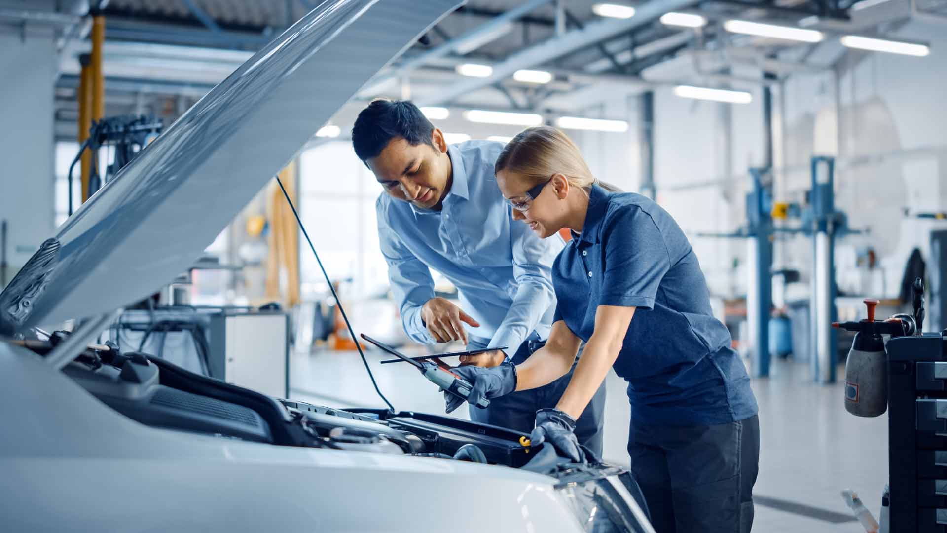 collision-techs-header-video-fallback-01